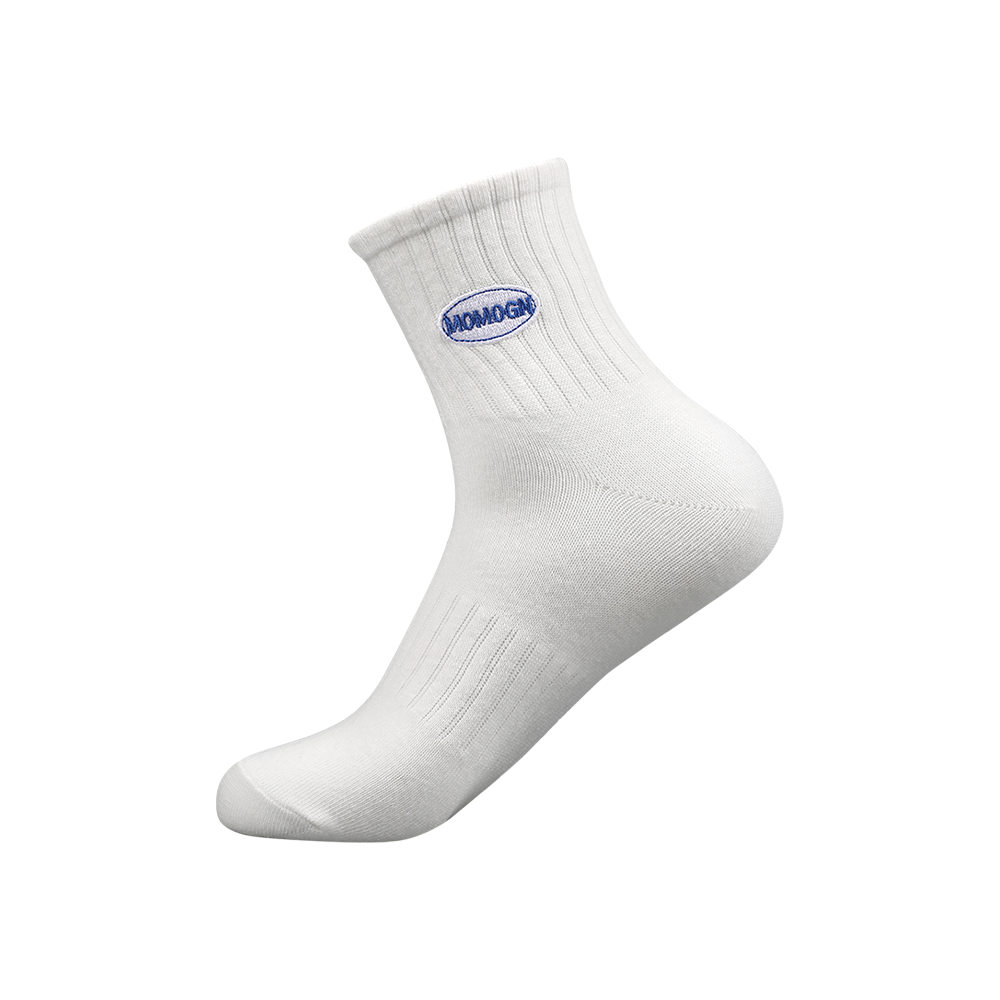 White and black plain high rib ankle socks with embroidery logo