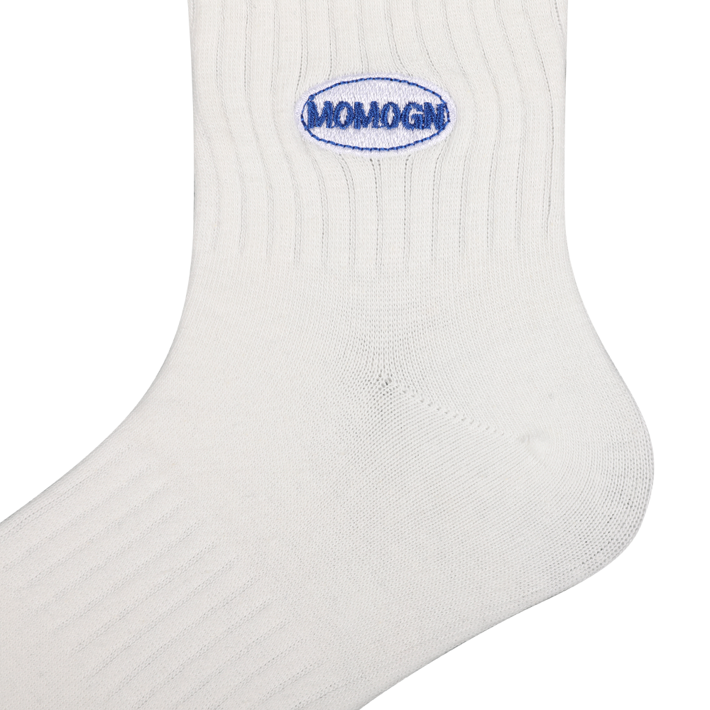 White and black plain high rib ankle socks with embroidery logo