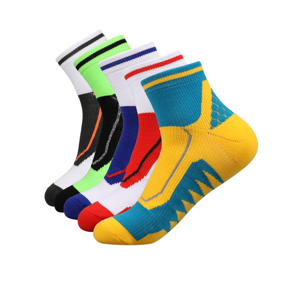 New elastic crew sports compression socks