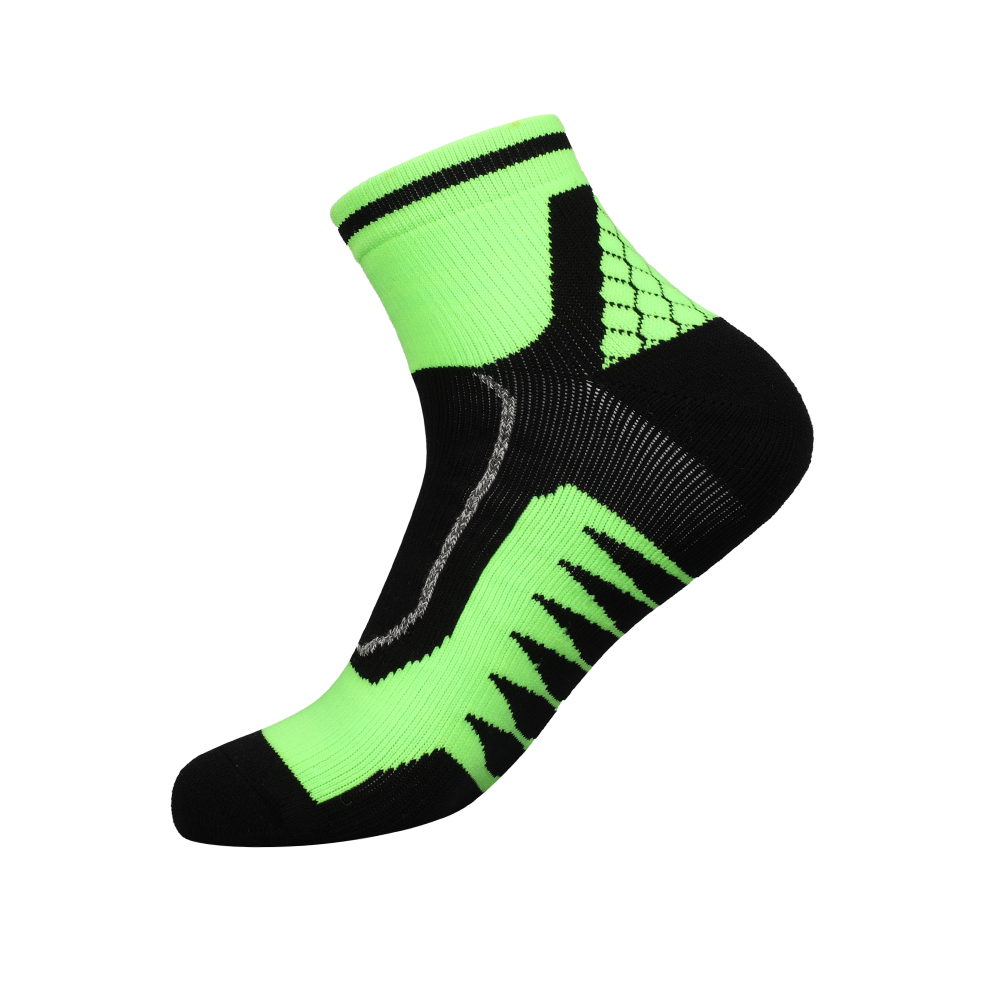 New elastic crew sports compression socks