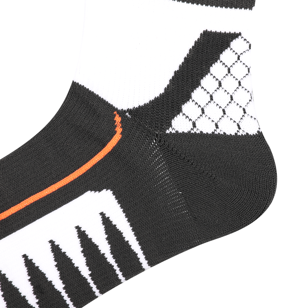 New elastic crew sports compression socks